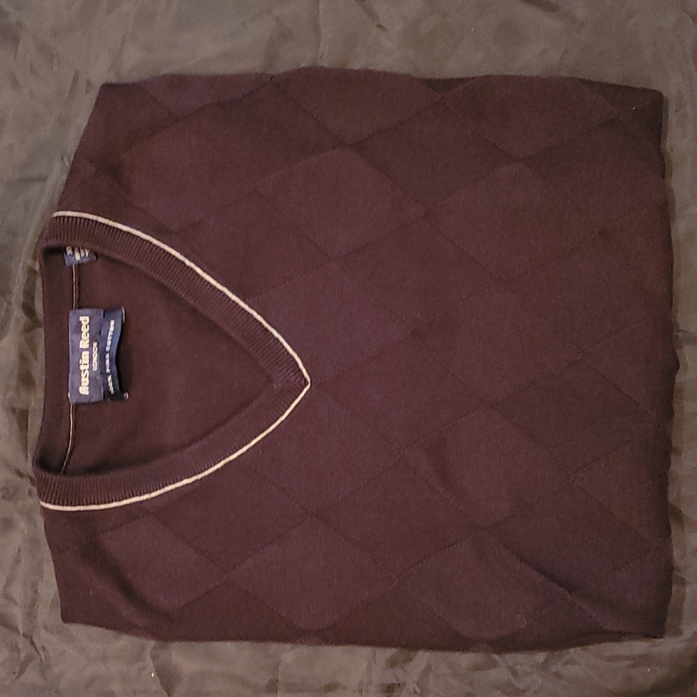 *Austin Reed Sweater Vest - Picture 3 of 3
